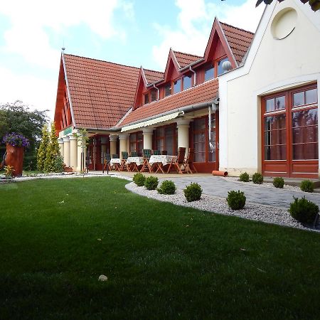 Juniperus Park Hotel Kecskemét Zewnętrze zdjęcie