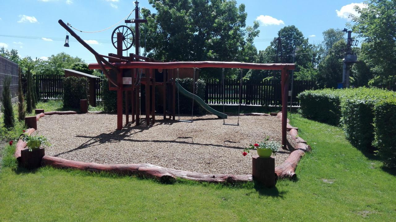 Juniperus Park Hotel Kecskemét Zewnętrze zdjęcie